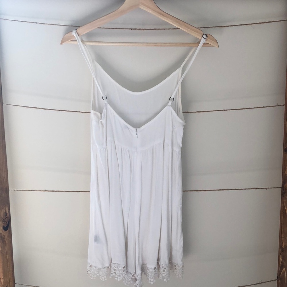Volcom small white romper - Picture 2 of 2
